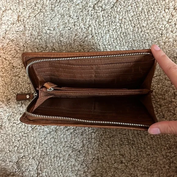 Fossil multicolor purse and matching wallet - Picture 7 of 8